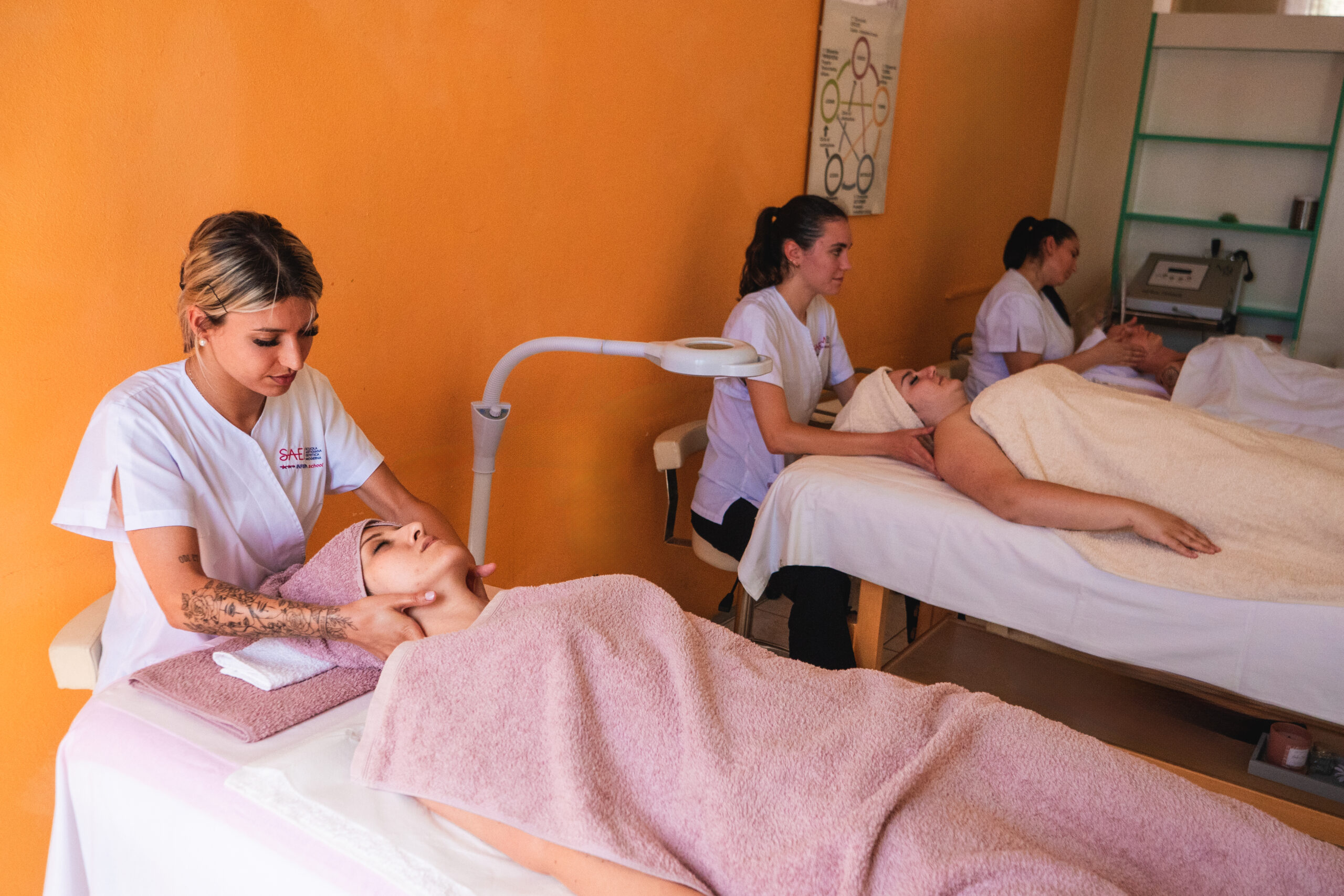 Corso di abilitazione estetista da 300 ore